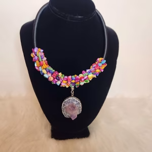 amethyst color splash necklace